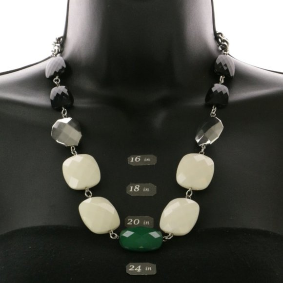 Catherines Jewelry - Catherine’s silver, white & green beaded necklace
